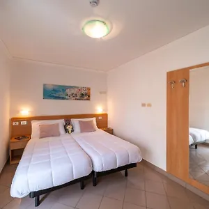 https://hotel-ancora.emilia-romagnahotels.net